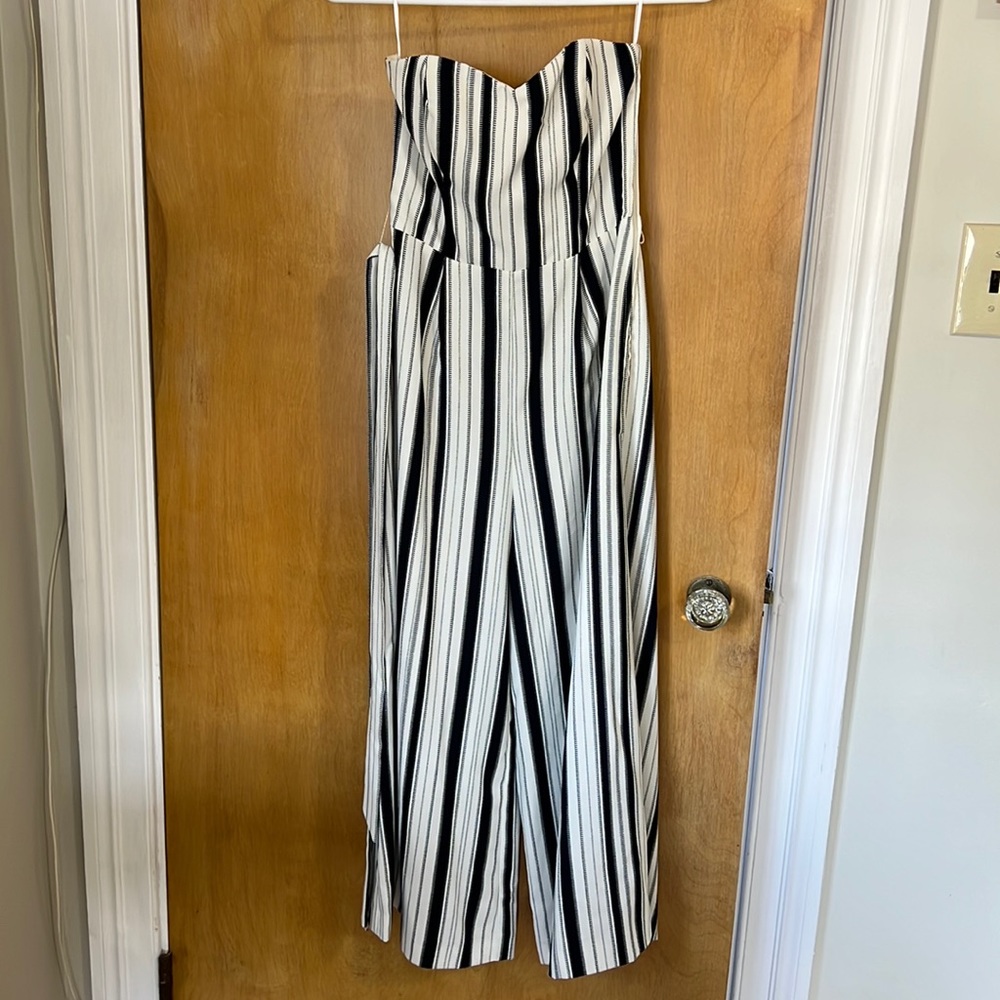 H&M Strapless Sweetheart Neckline Jumpsuit Size 0